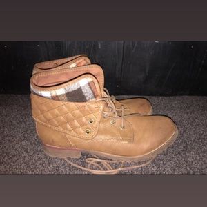 Combat boots. Size 9.5
